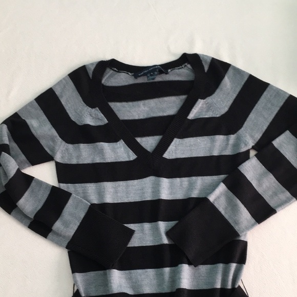Long, Belted Striped V-neck Sweater by French Connection - Picture 5 of 17